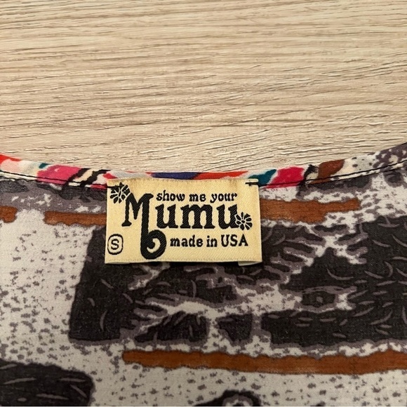 Show Me Your Mumu Boho Tribal Print Relaxed Sheer Tunic Top Bell Sleeves Size S - Picture 7 of 8